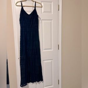 Vince Camuto navy maxi lace dress with slit and short built in slip.